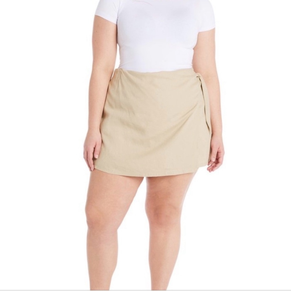 Terra & Sky wrap skort color: SANDY plus 2X (20W-22W) NWT